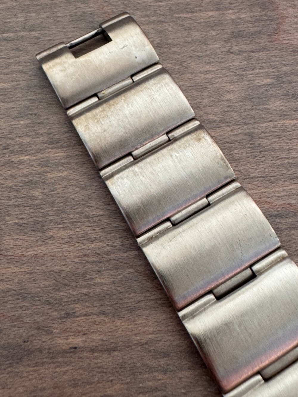 Sleek! Skagen Denmark 69LSQ Men's Titanium Quartz Watch - Picture 4 of 5
